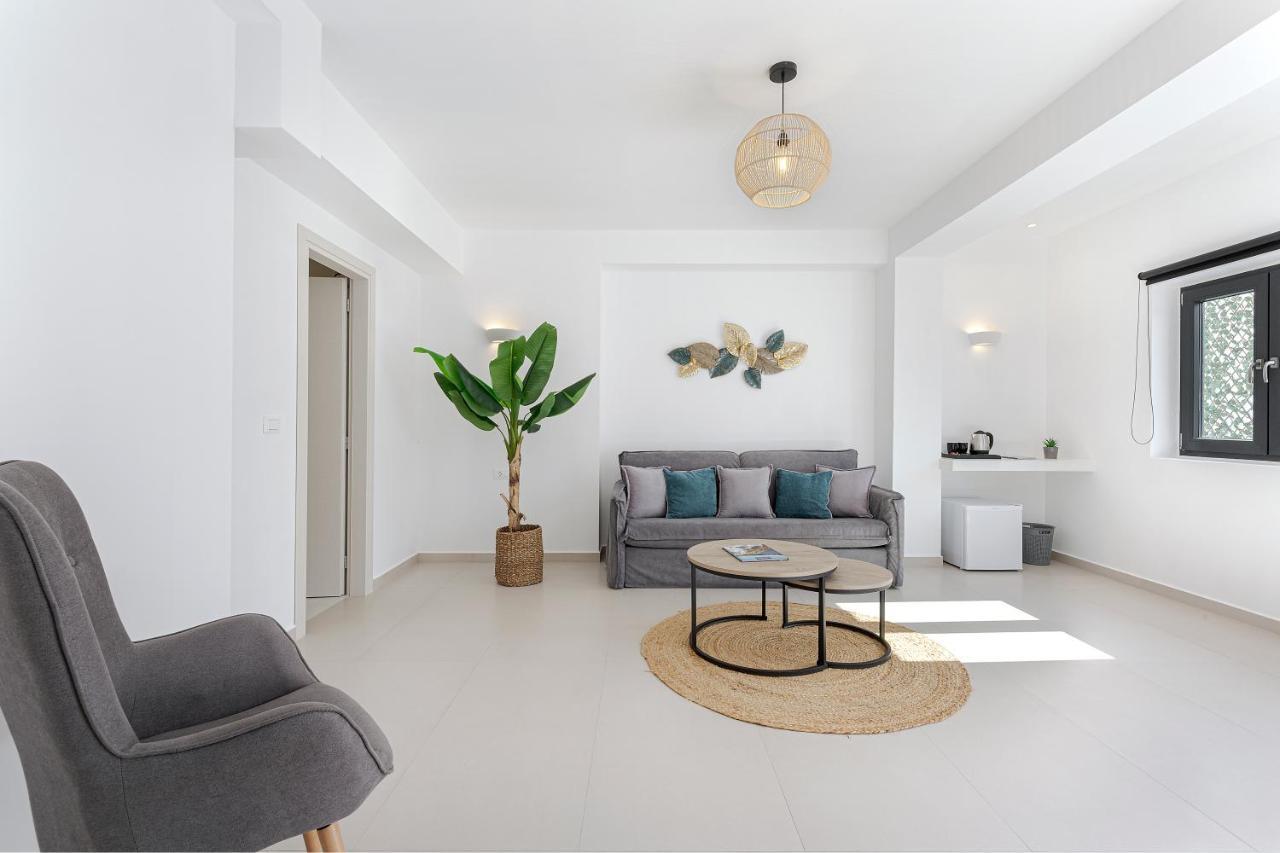 Onyx Hotel & Suites Karterados  Bagian luar foto