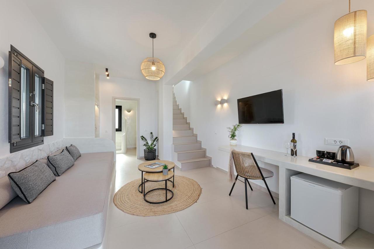 Onyx Hotel & Suites Karterados  Bagian luar foto